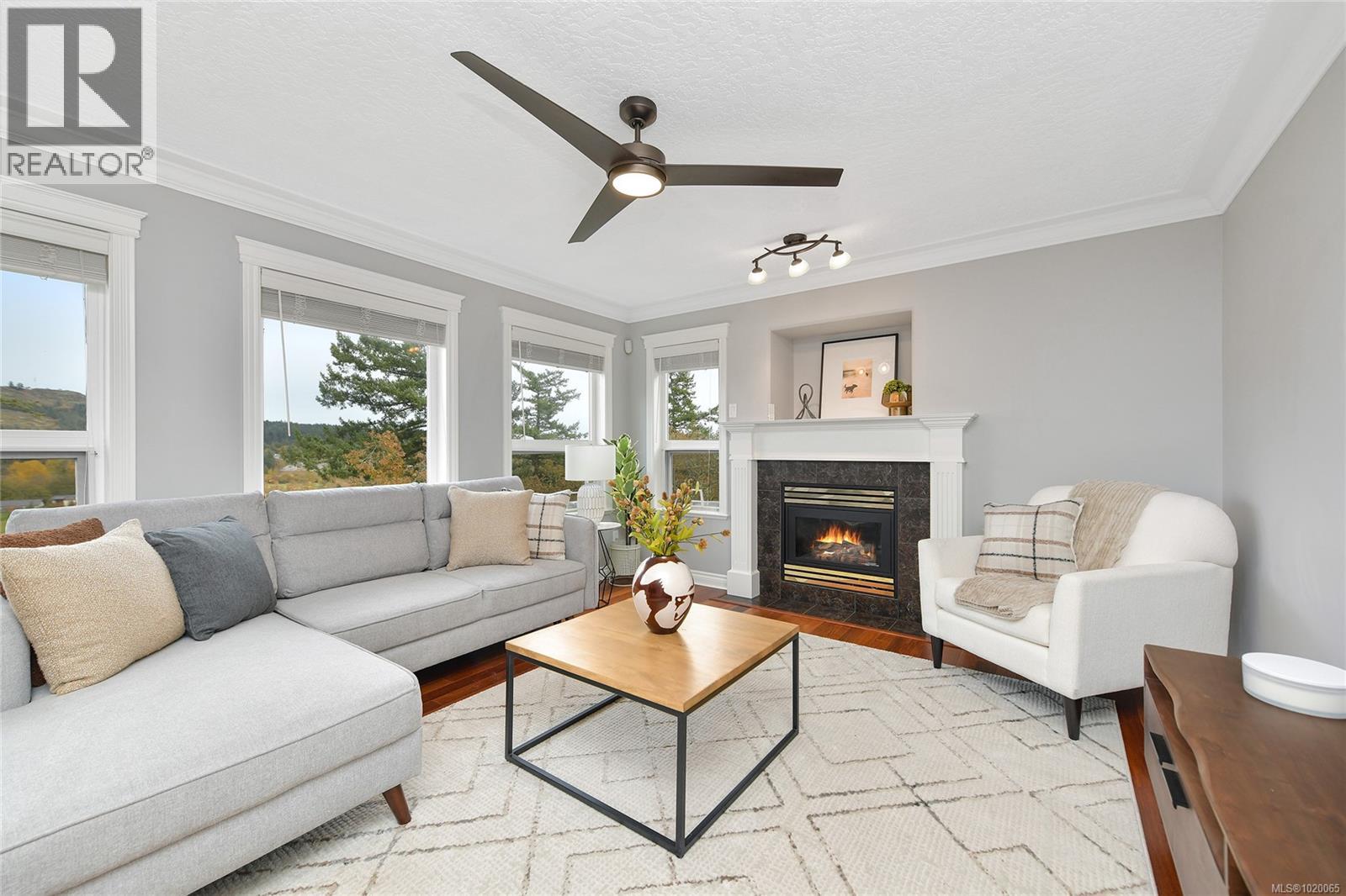 4259 Westervelt Pl, Saanich, British Columbia  V8X 5C1 - Photo 16 - 1020065