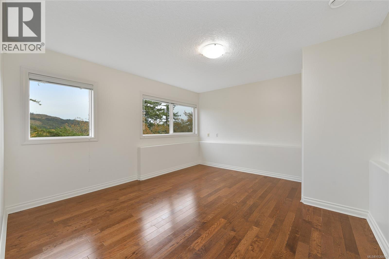 4259 Westervelt Pl, Saanich, British Columbia  V8X 5C1 - Photo 42 - 1020065