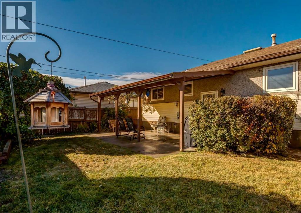 4611 Fortune Road Se, Calgary, Alberta  T2A 2A7 - Photo 11 - A2263158