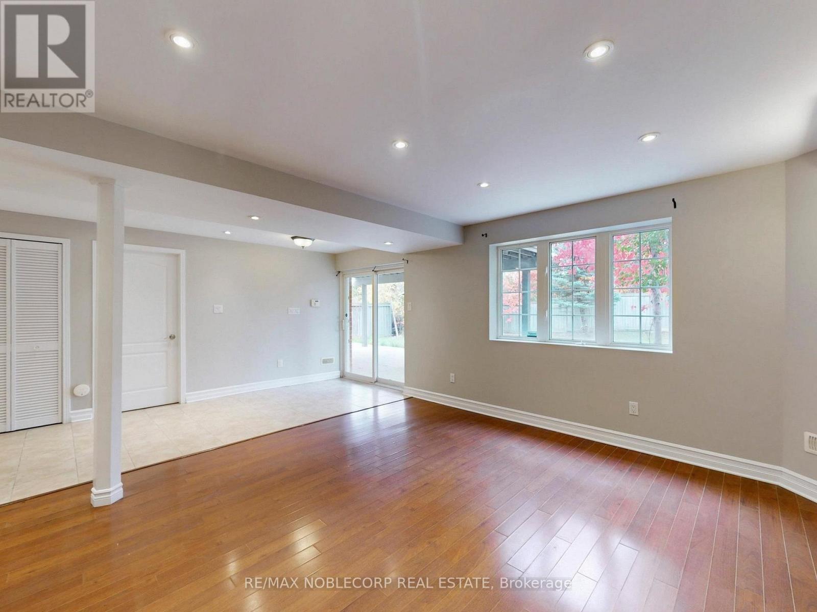 28 Laurentide Crescent, Brampton, Ontario  L6P 1Y4 - Photo 34 - W12518314