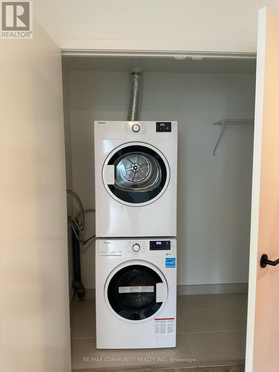 404 - 2495 Eglinton Avenue W, Mississauga, Ontario  L5M 2T2 - Photo 10 - W12518354