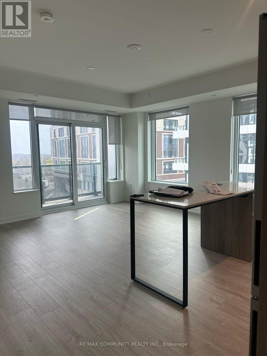 404 - 2495 Eglinton Avenue W, Mississauga, Ontario  L5M 2T2 - Photo 5 - W12518354