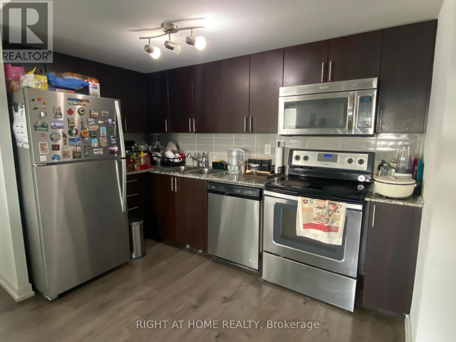 2106 - 1410 Dupont Street, Toronto, Ontario  M6H 2B1 - Photo 10 - W12518390