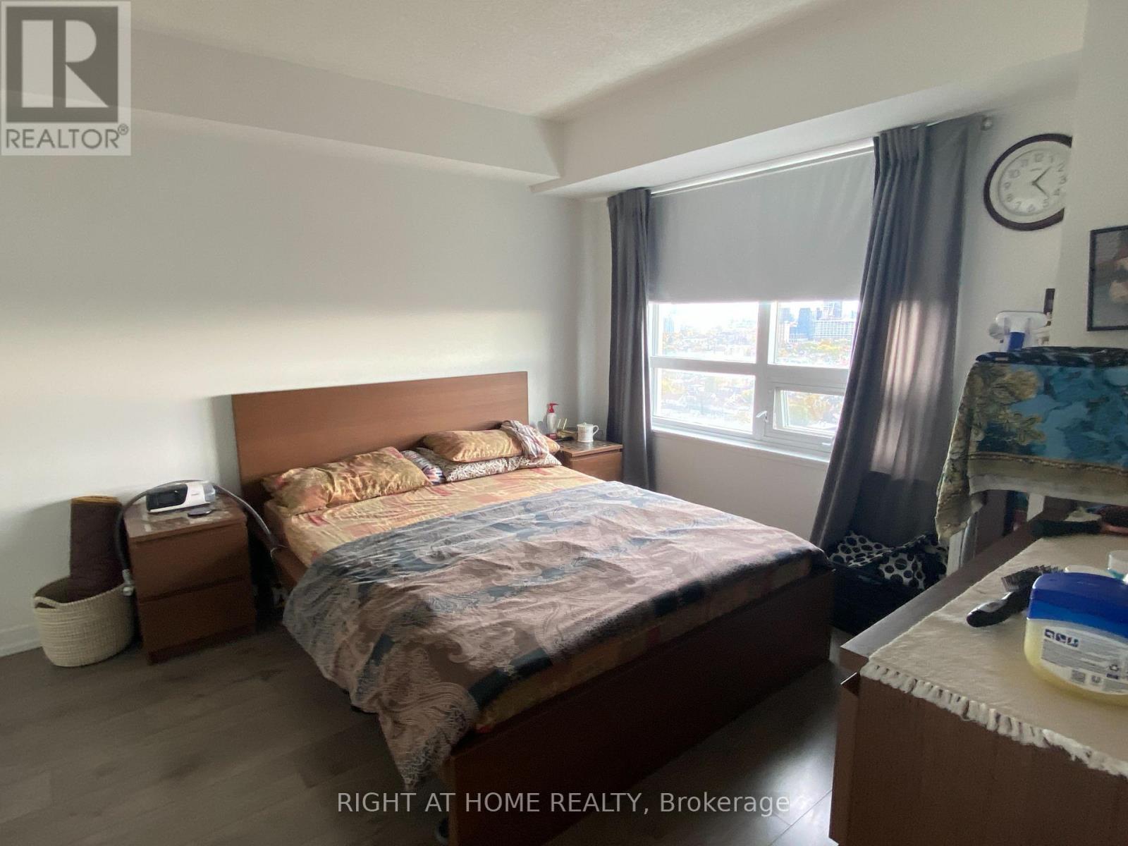 2106 - 1410 Dupont Street, Toronto, Ontario  M6H 2B1 - Photo 7 - W12518390