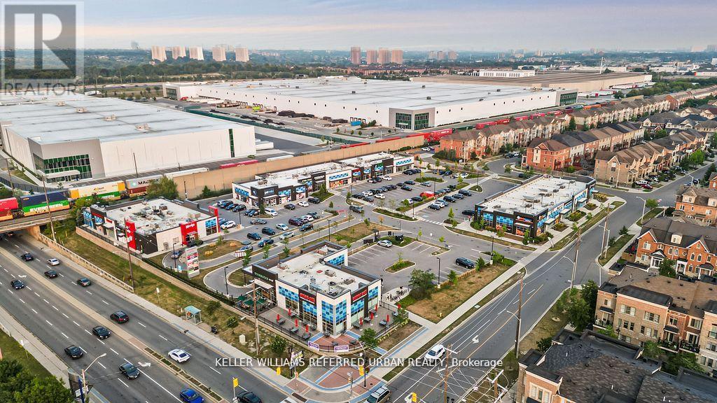 14 - 2335 Sheppard Avenue W, Toronto, Ontario  M9M 0B6 - Photo 43 - W12518396