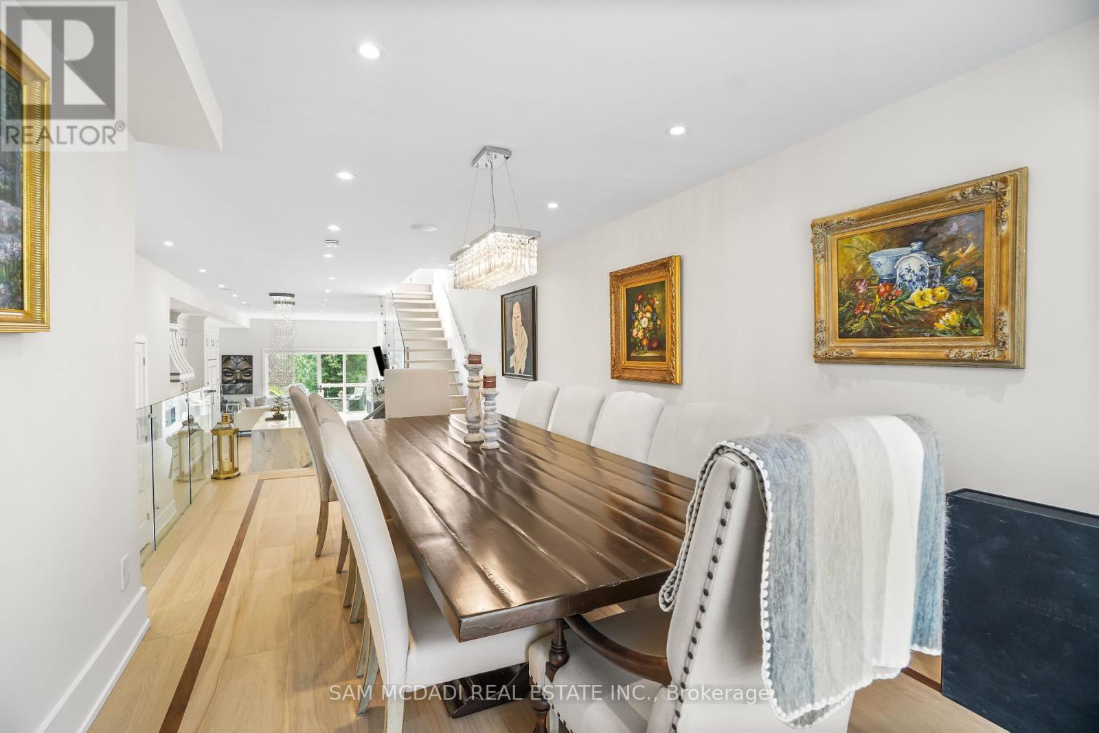 1036 Enola Avenue, Mississauga, Ontario  L5G 4A9 - Photo 21 - W12518430