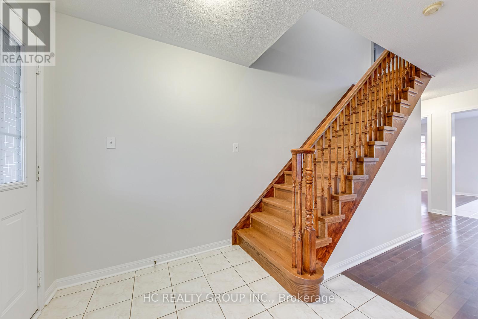 3045 Abernathy Way, Oakville, Ontario  L6M 5C1 - Photo 15 - W12518436