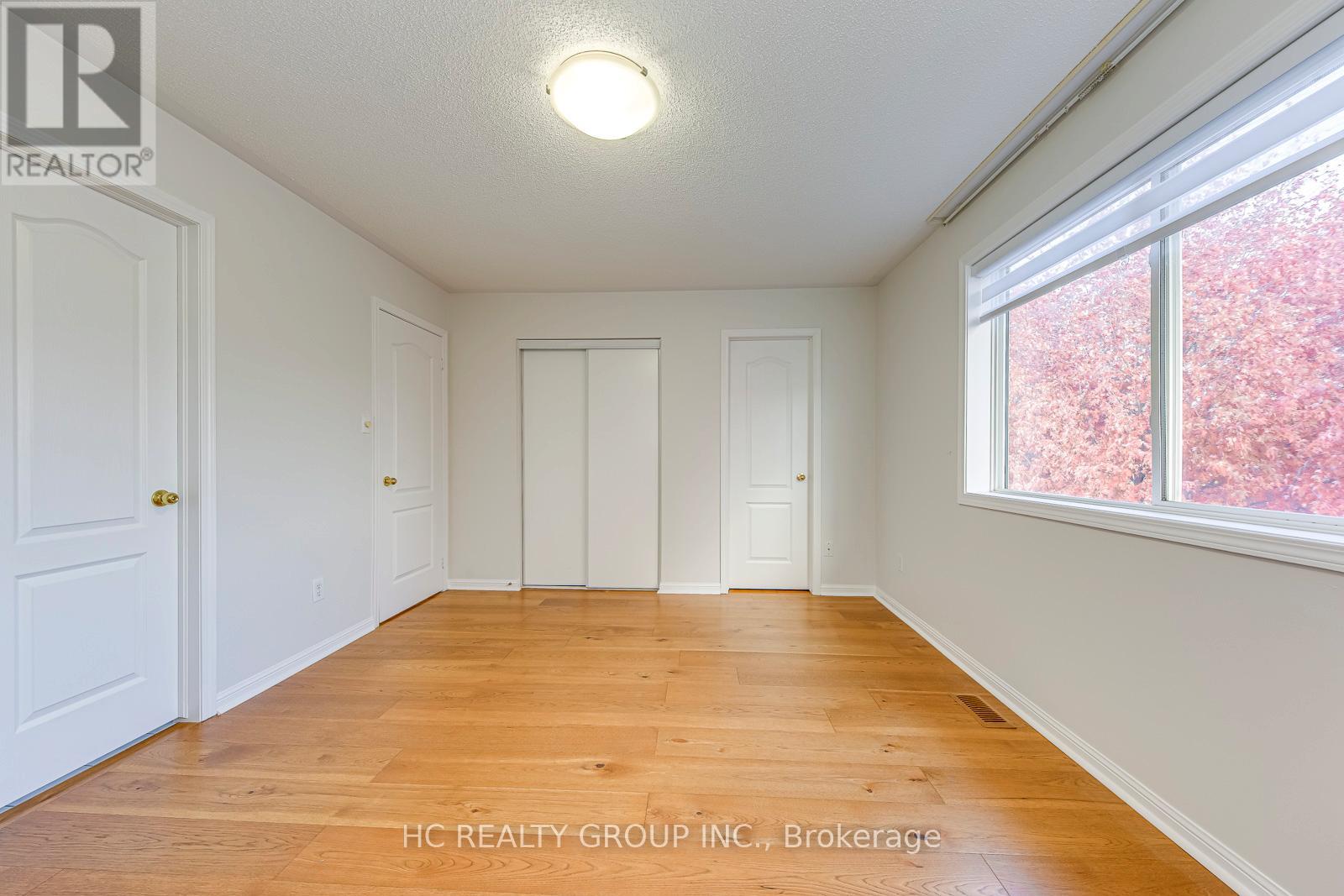 3045 Abernathy Way, Oakville, Ontario  L6M 5C1 - Photo 20 - W12518436