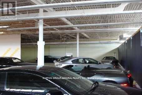 1015 Finch Avenue W, Toronto, Ontario  M3J 2C7 - Photo 6 - W12518438