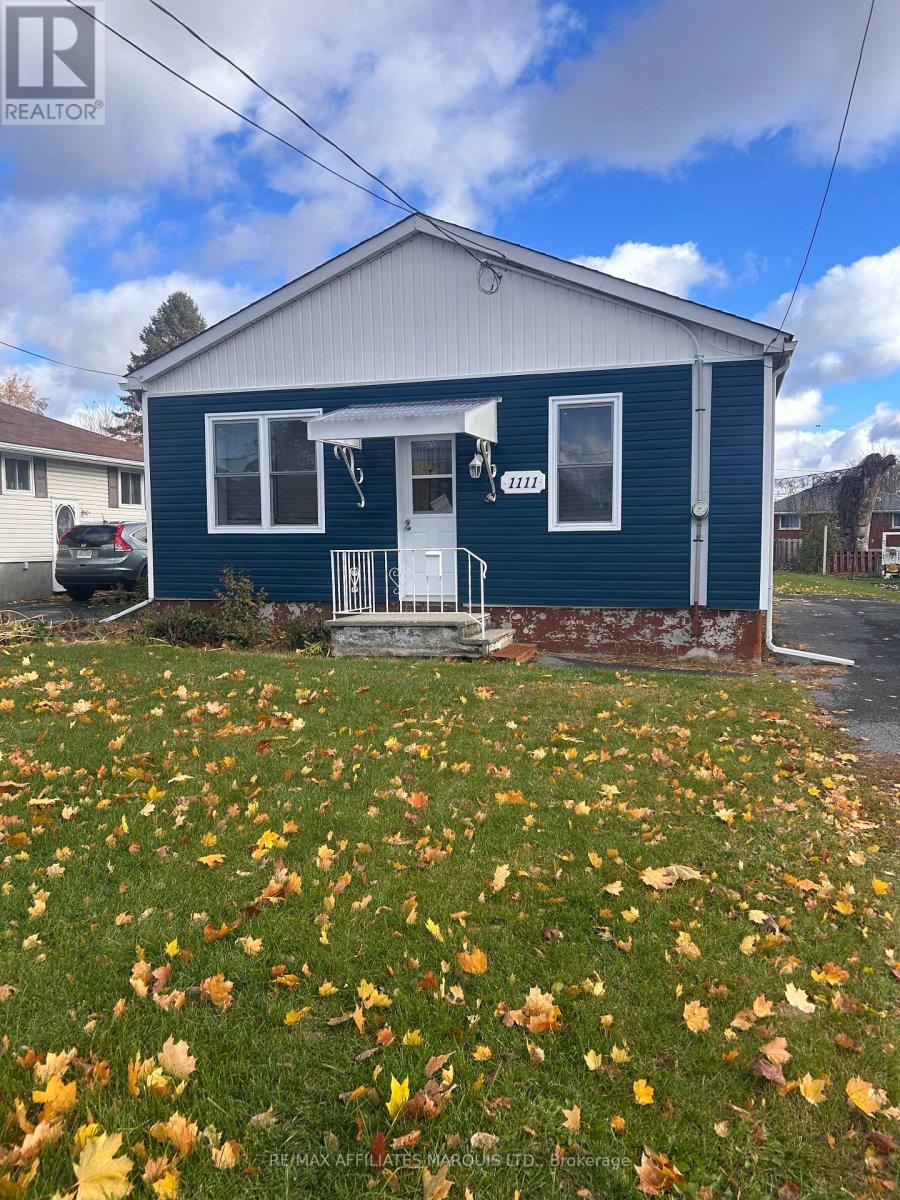 1111 Bedford Street, Cornwall, Ontario  K6J 4G2 - Photo 1 - X12518564