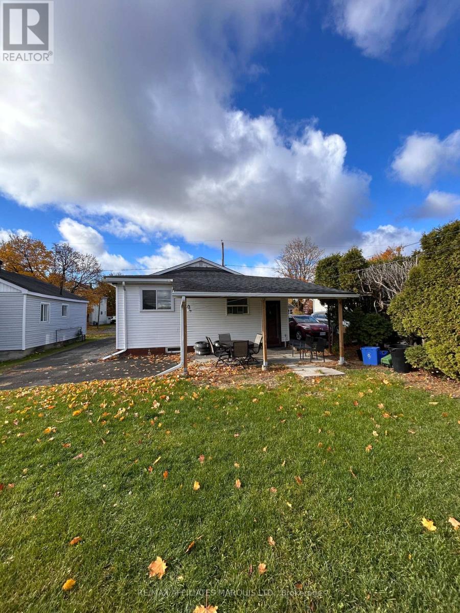 1111 Bedford Street, Cornwall, Ontario  K6J 4G2 - Photo 12 - X12518564