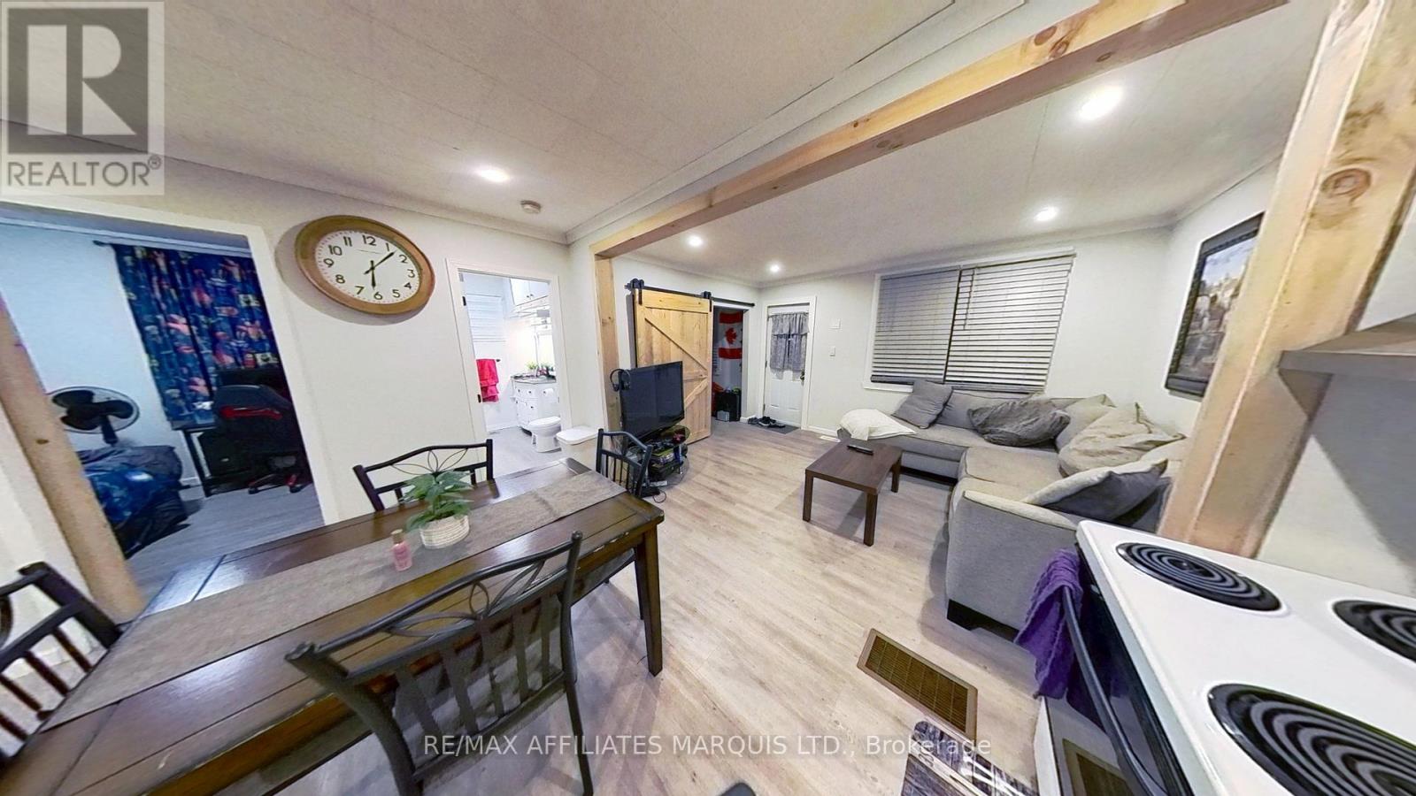 1111 Bedford Street, Cornwall, Ontario  K6J 4G2 - Photo 3 - X12518564