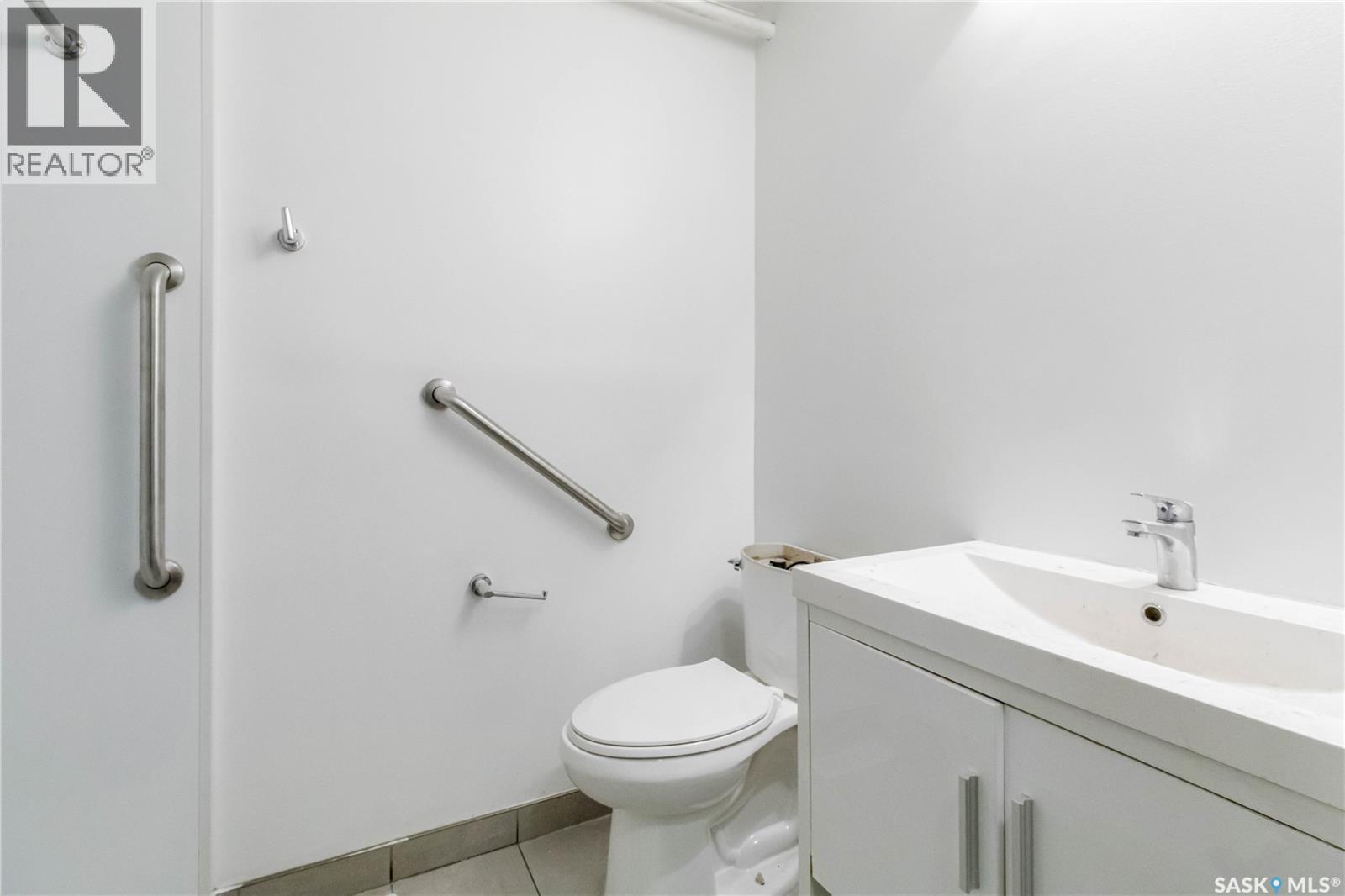 111-113 Q Avenue N, Saskatoon, Saskatchewan  S7L 2Y4 - Photo 7 - SK022493