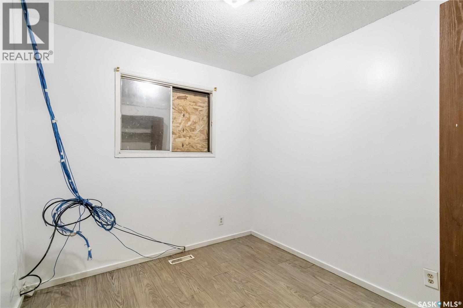 111-113 Q Avenue N, Saskatoon, Saskatchewan  S7L 2Y4 - Photo 9 - SK022493