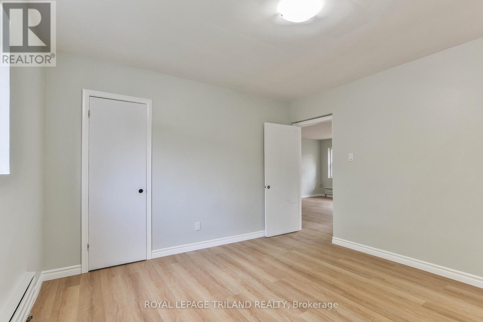 2 - 358 Hilton Avenue, London East, Ontario N5W 2R6 - Photo 18 - X12464839