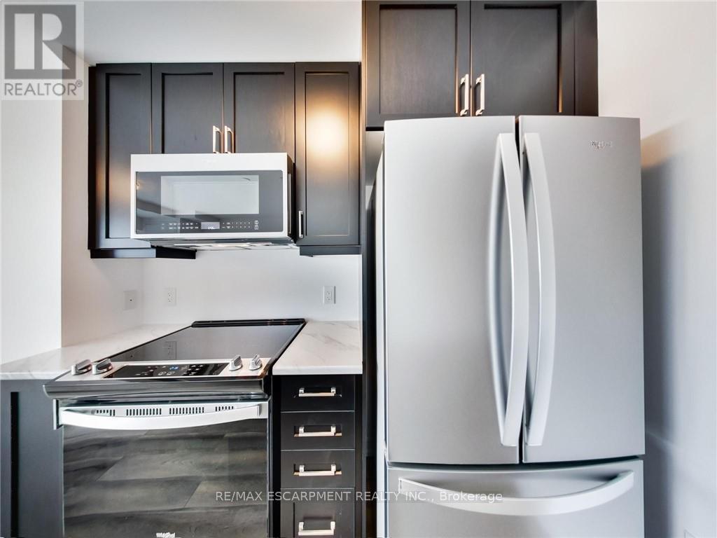 811 - 470 Dundas Street S, Hamilton, Ontario L8B 2A6 - Photo 4 - X12518320