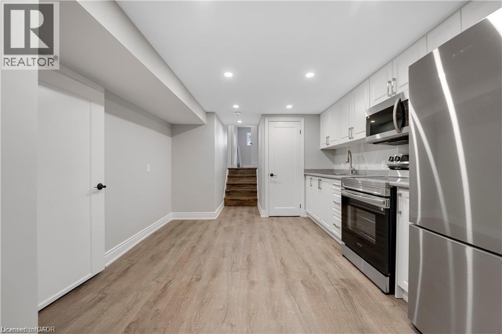 8059 Aintree Drive Unit# Lower, Niagara Falls, Ontario  L2H 1V3 - Photo 2 - 40786086