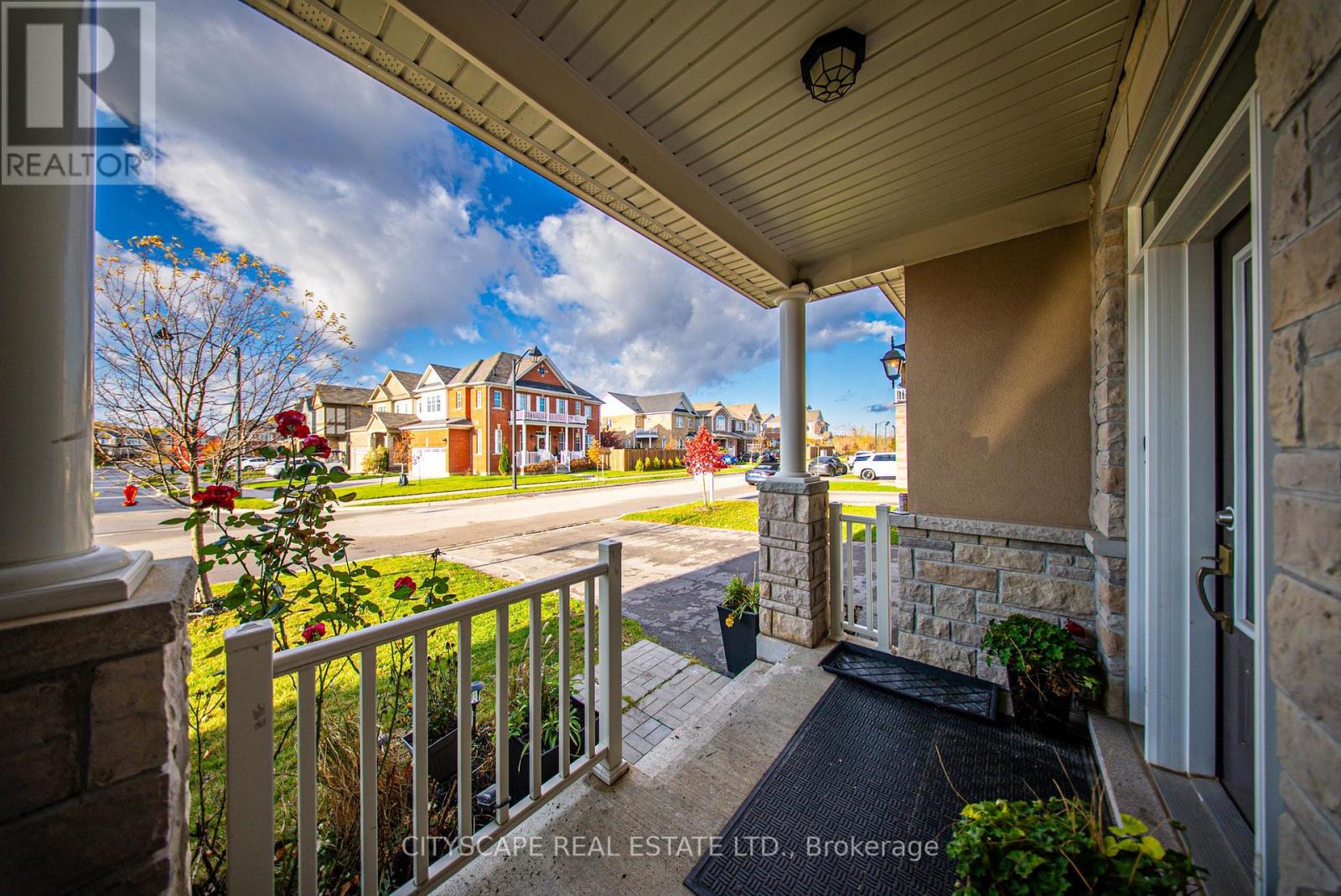 28 Celano Drive, Hamilton, Ontario  L8B 1V3 - Photo 5 - X12518322