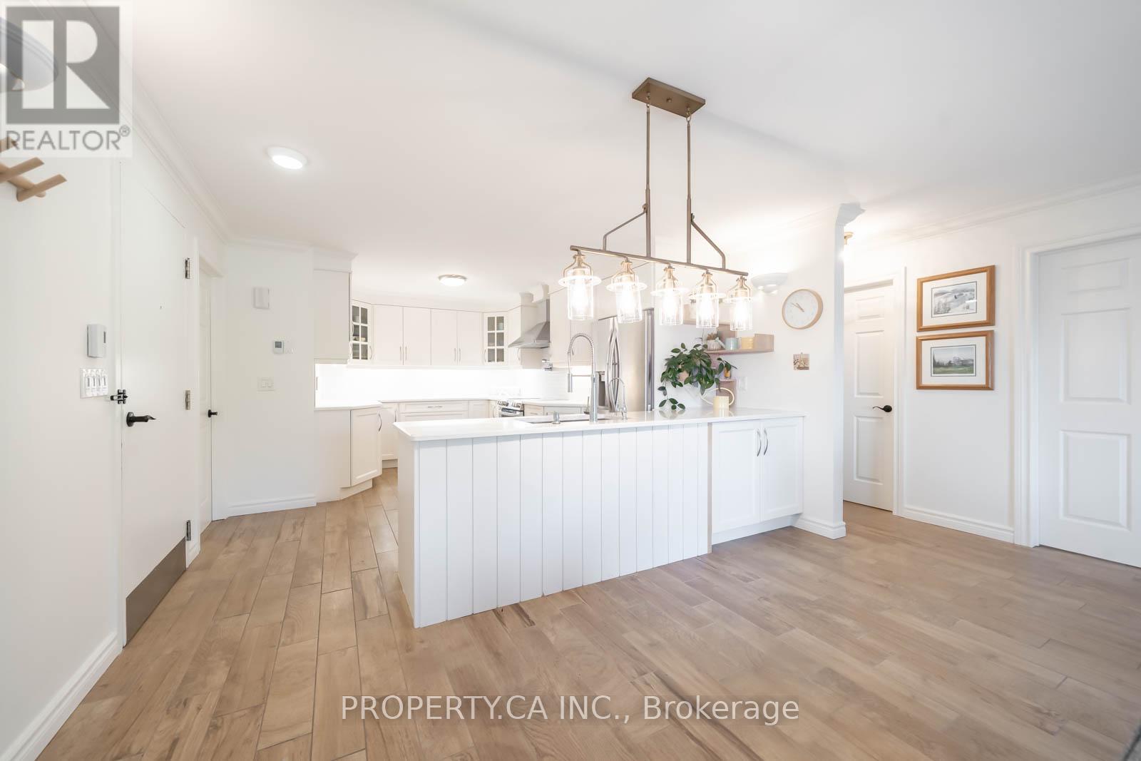 7 - 90 King Street, Kawartha Lakes, Ontario  K0M 1A0 - Photo 15 - X12518370