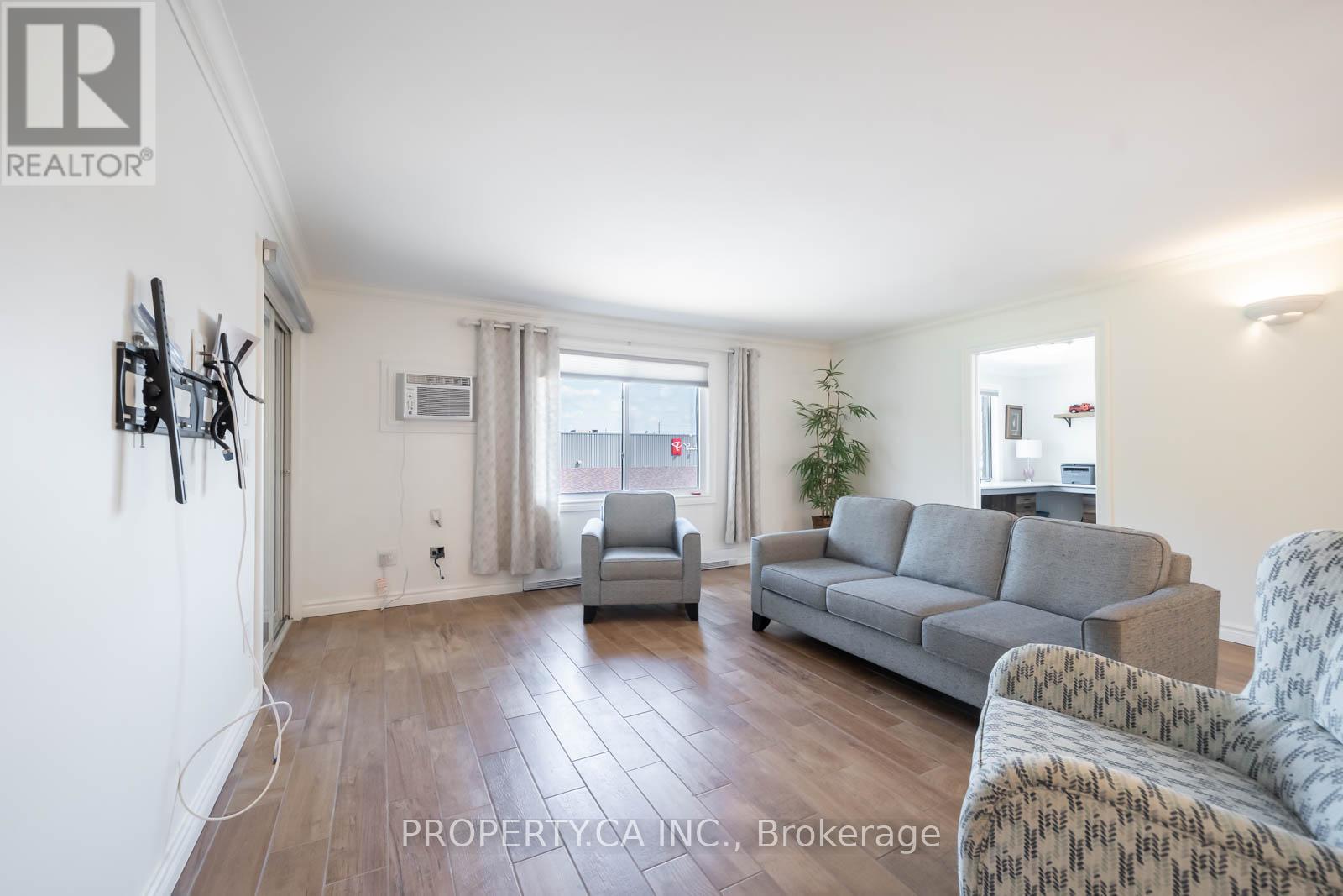 7 - 90 King Street, Kawartha Lakes, Ontario  K0M 1A0 - Photo 6 - X12518370