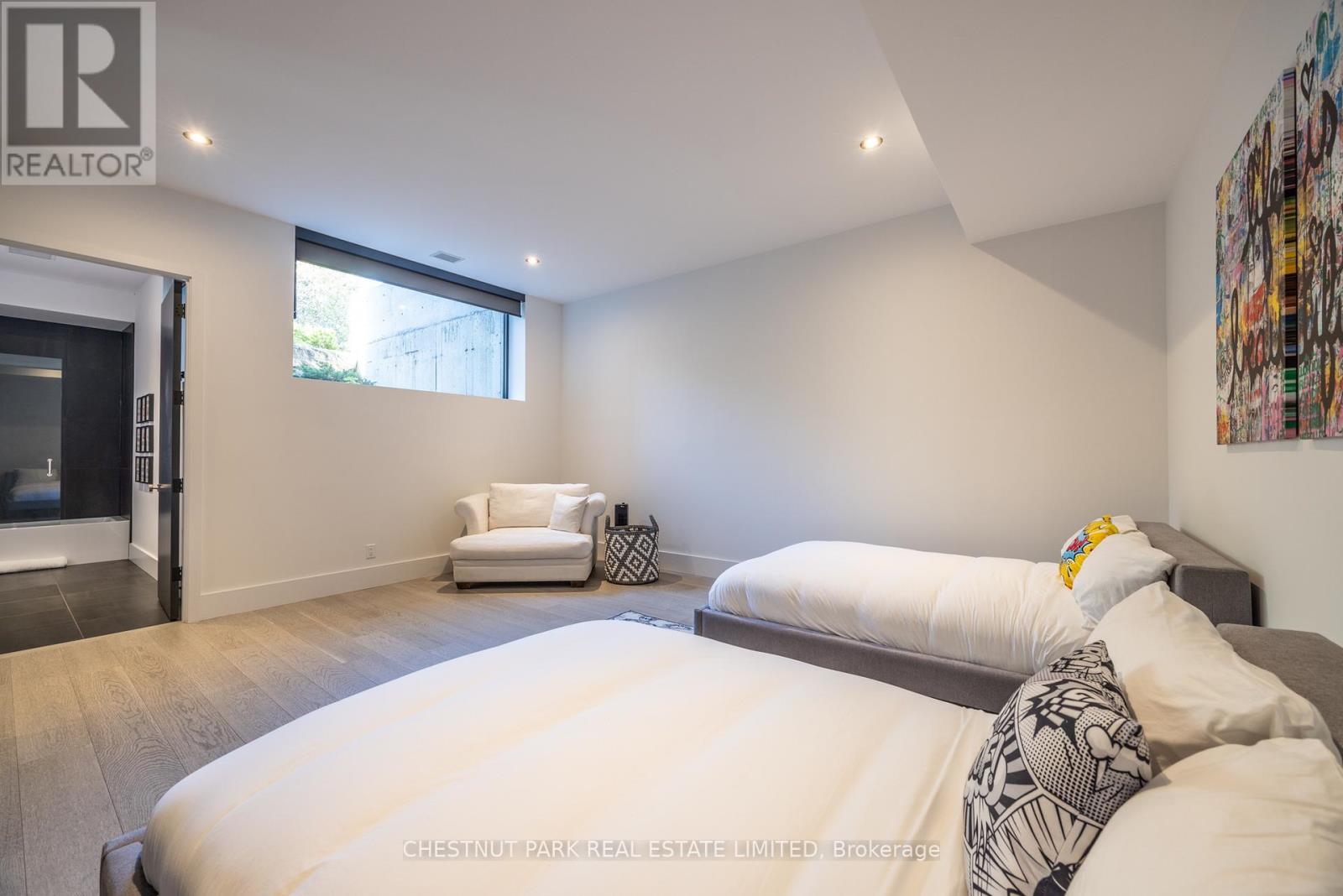 112 Stone Zack Lane, Blue Mountains, Ontario N0H 1J0 - Photo 36 - X12518372