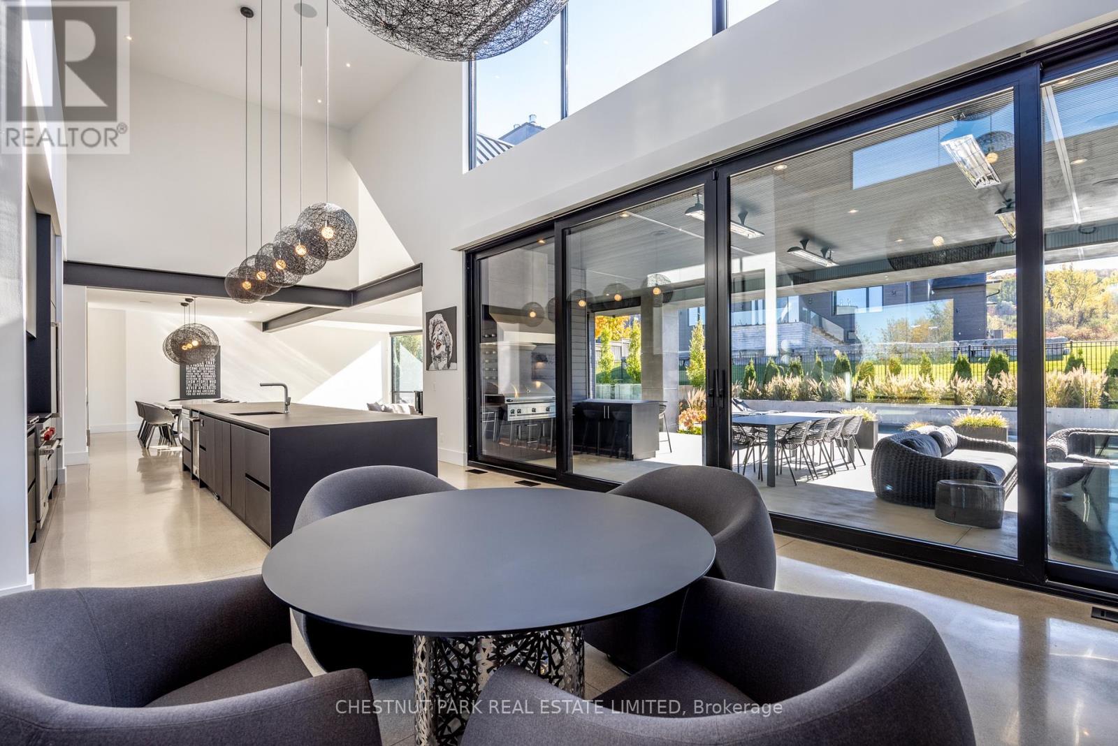 112 Stone Zack Lane, Blue Mountains, Ontario N0H 1J0 - Photo 5 - X12518372