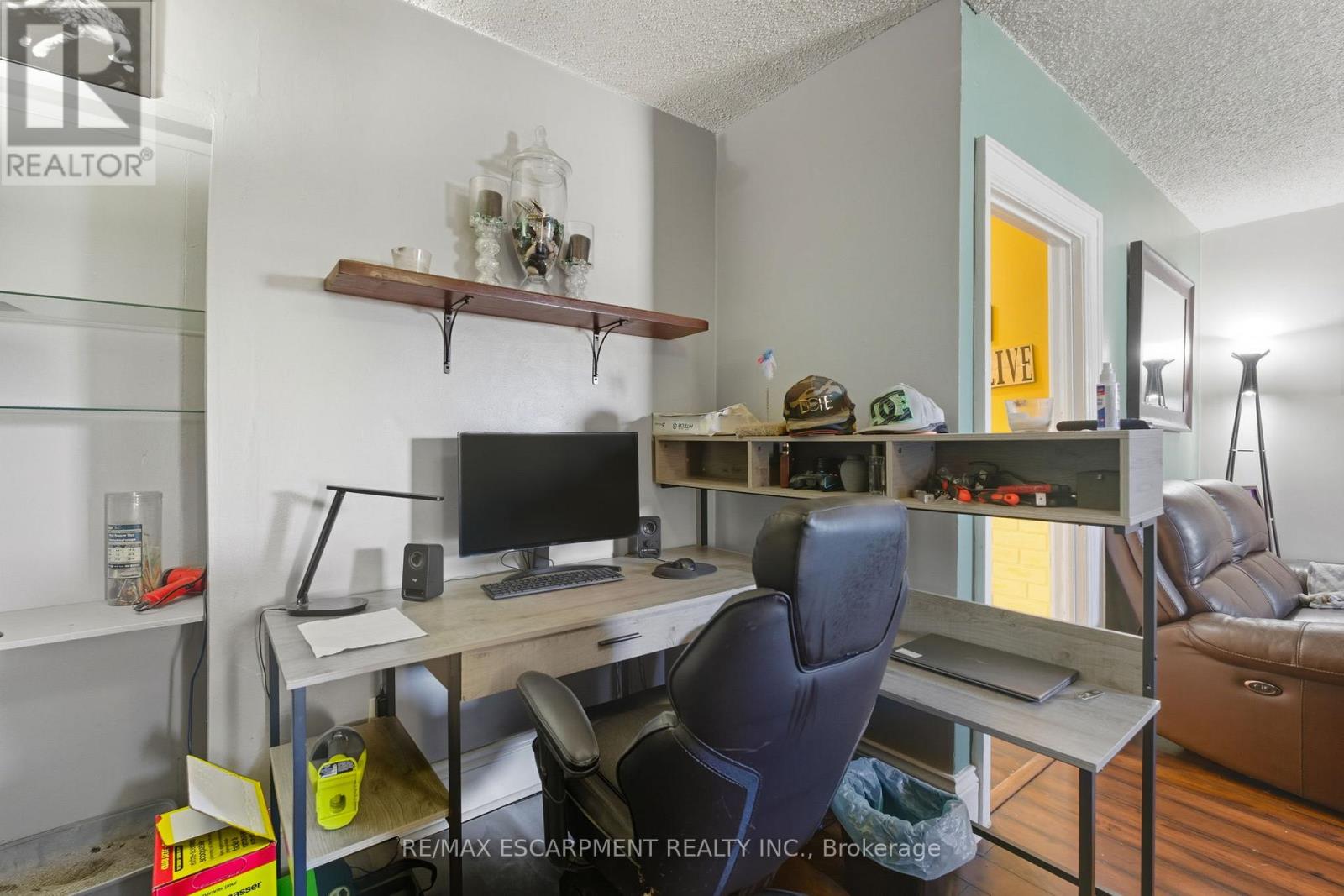 246 Cope Street, Hamilton, Ontario  L8H 5B5 - Photo 11 - X12518404