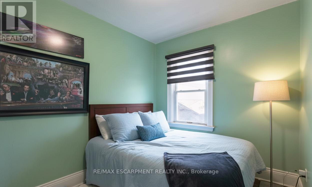 246 Cope Street, Hamilton, Ontario  L8H 5B5 - Photo 18 - X12518404