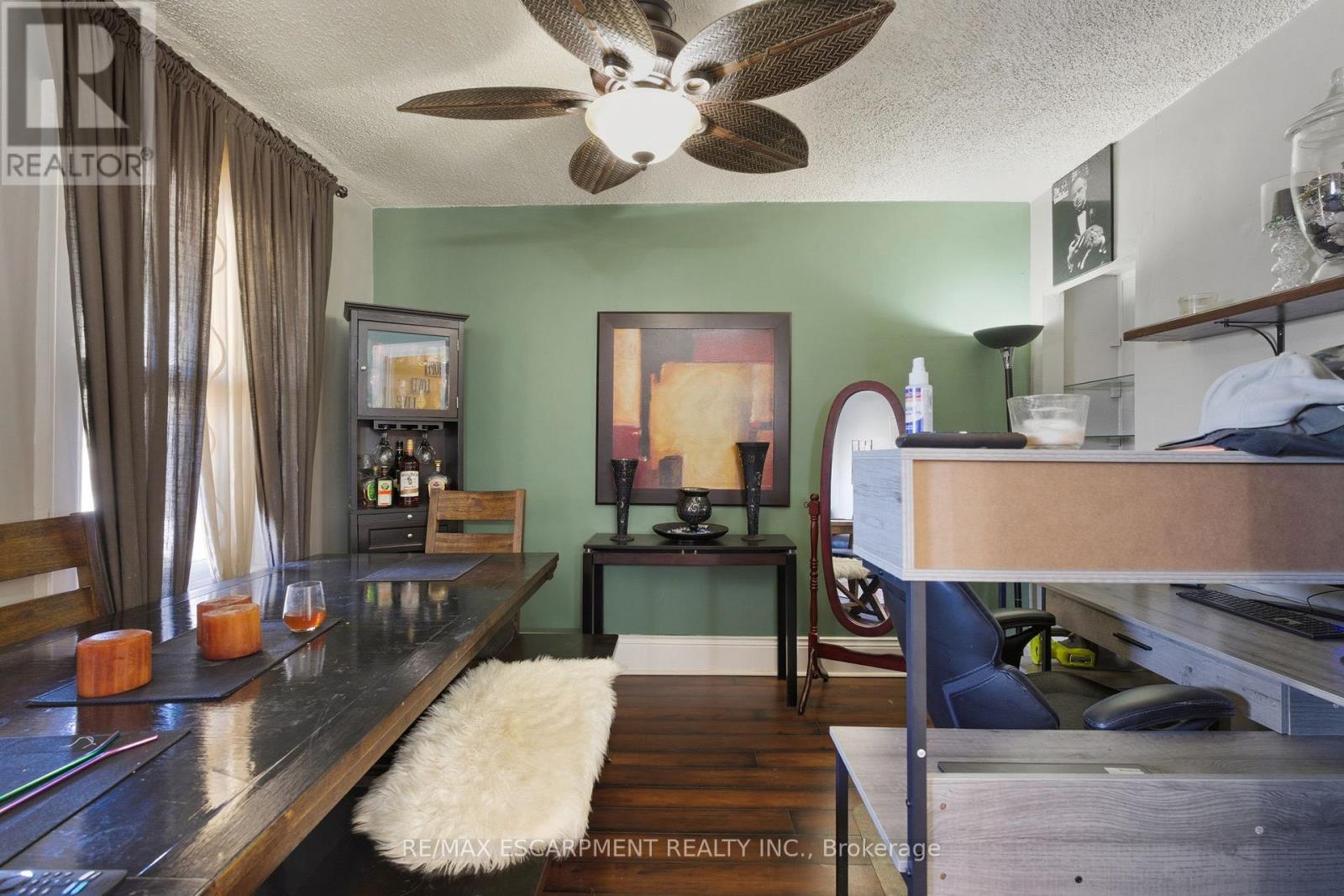 246 Cope Street, Hamilton, Ontario  L8H 5B5 - Photo 9 - X12518404