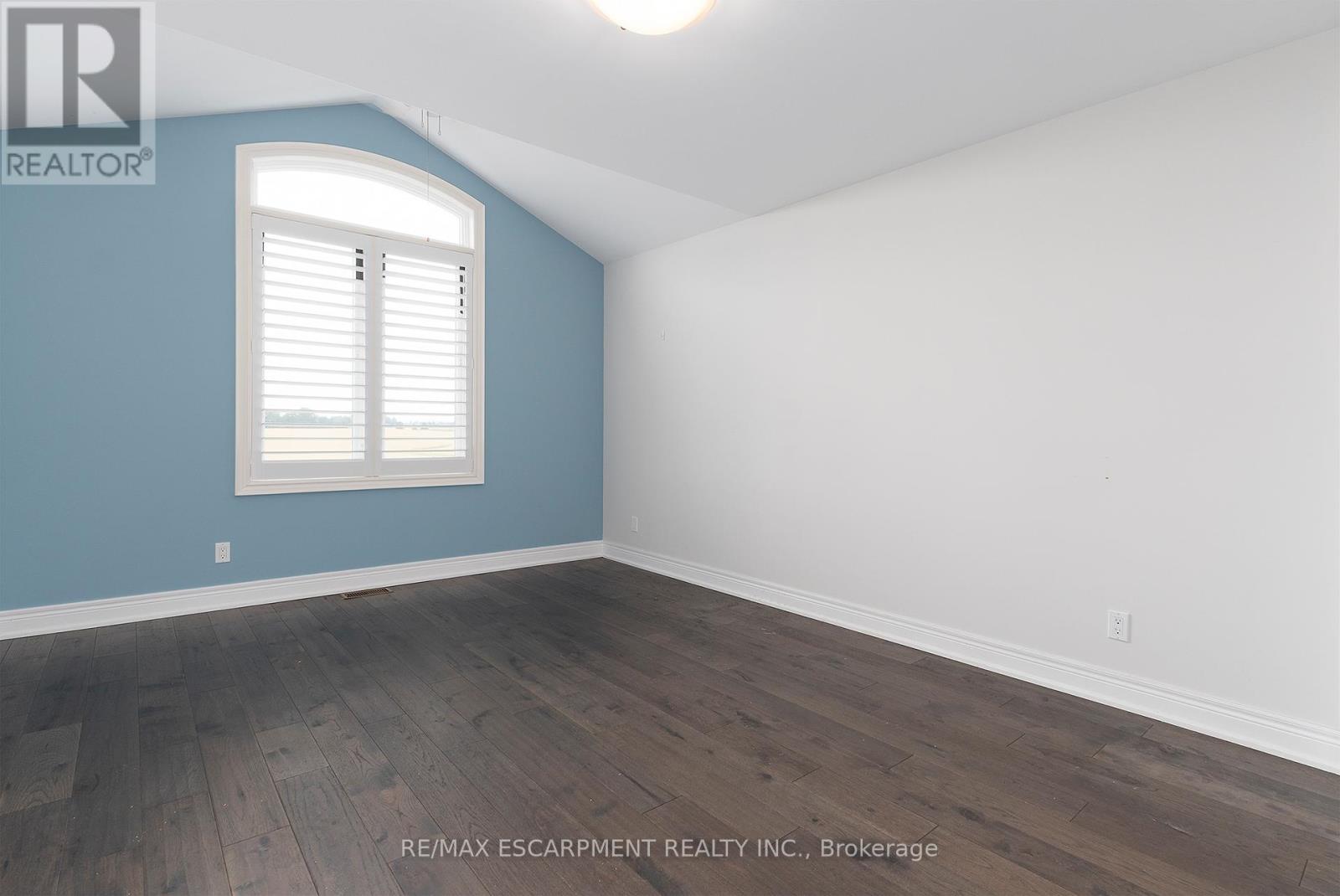 270 Farr Street, Pelham, Ontario  L0S 1C0 - Photo 22 - X12518406