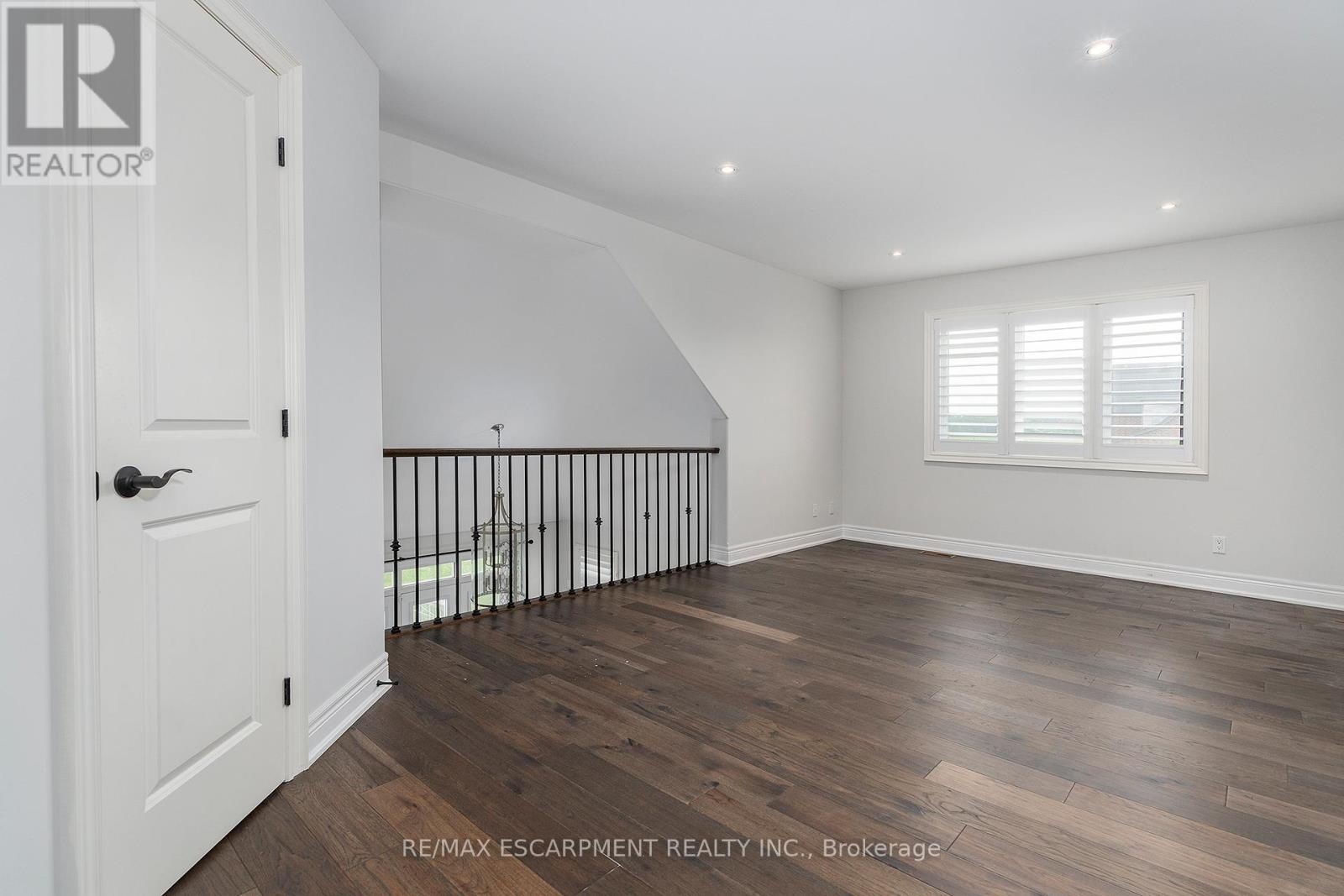 270 Farr Street, Pelham, Ontario  L0S 1C0 - Photo 29 - X12518406