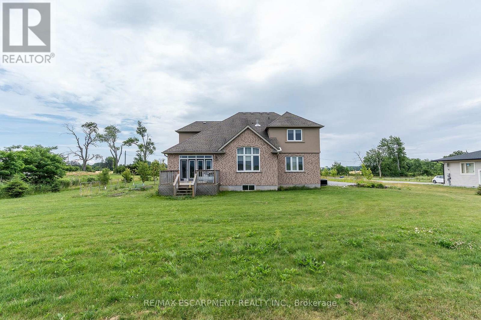 270 Farr Street, Pelham, Ontario  L0S 1C0 - Photo 37 - X12518406