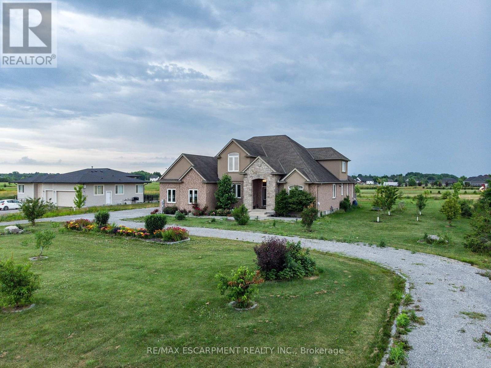 270 Farr Street, Pelham, Ontario  L0S 1C0 - Photo 45 - X12518406