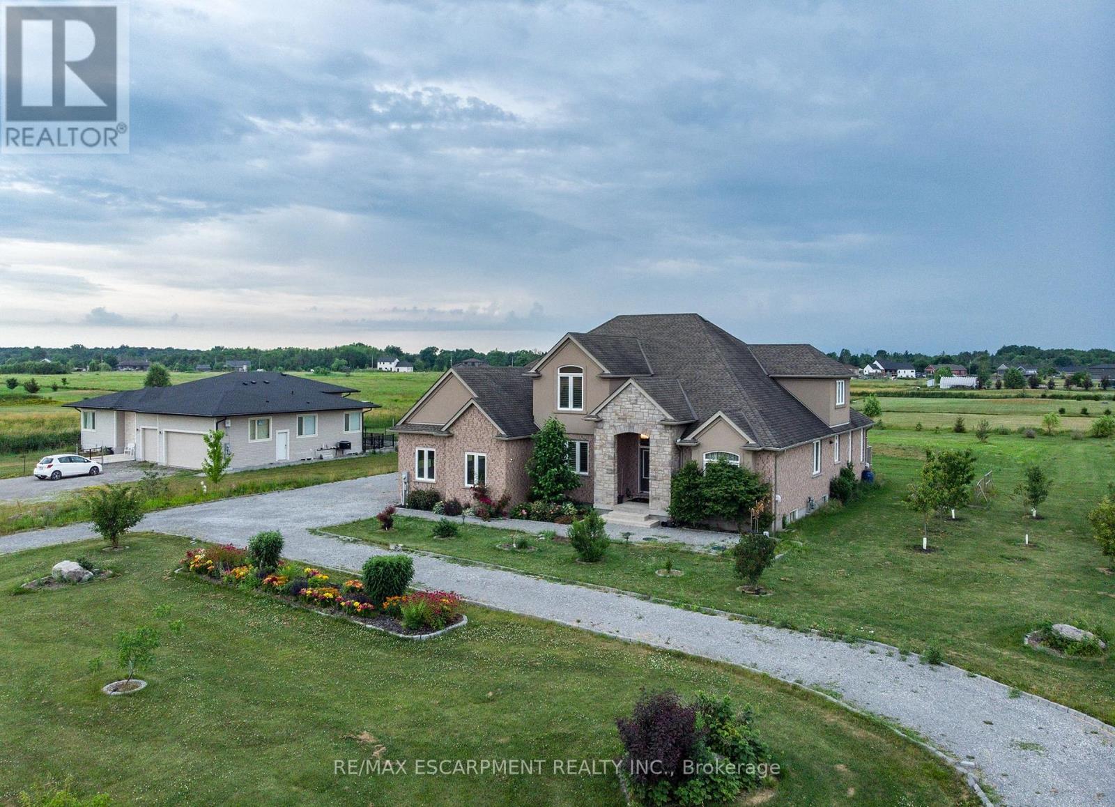 270 Farr Street, Pelham, Ontario  L0S 1C0 - Photo 46 - X12518406