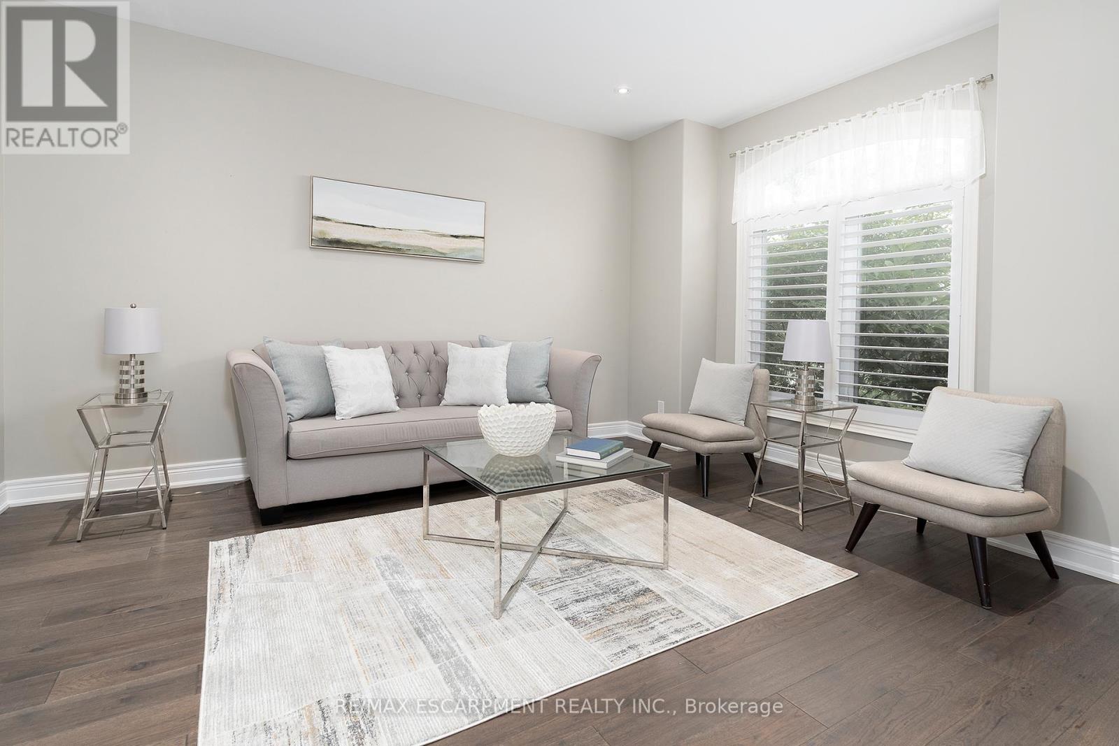 270 Farr Street, Pelham, Ontario  L0S 1C0 - Photo 5 - X12518406