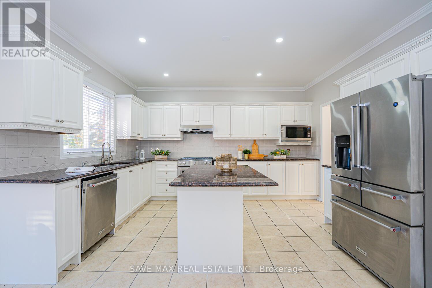 35 Woodcrest Court, Kitchener, Ontario  N2P 2K2 - Photo 15 - X12518422