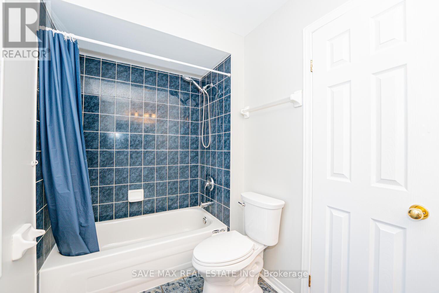 35 Woodcrest Court, Kitchener, Ontario  N2P 2K2 - Photo 33 - X12518422