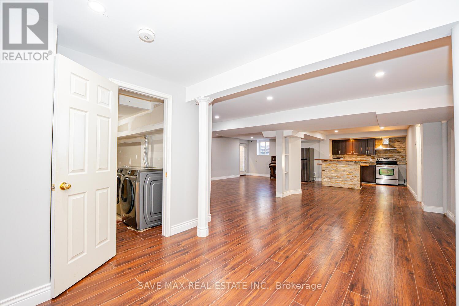 35 Woodcrest Court, Kitchener, Ontario  N2P 2K2 - Photo 37 - X12518422