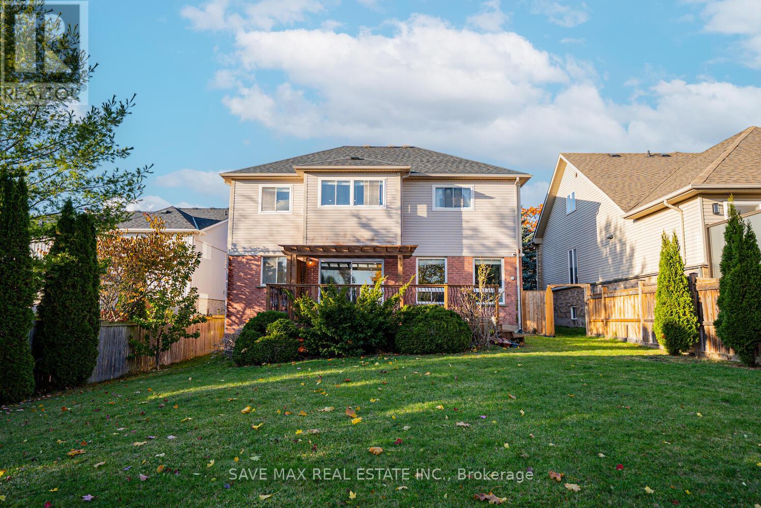 35 Woodcrest Court, Kitchener, Ontario  N2P 2K2 - Photo 49 - X12518422