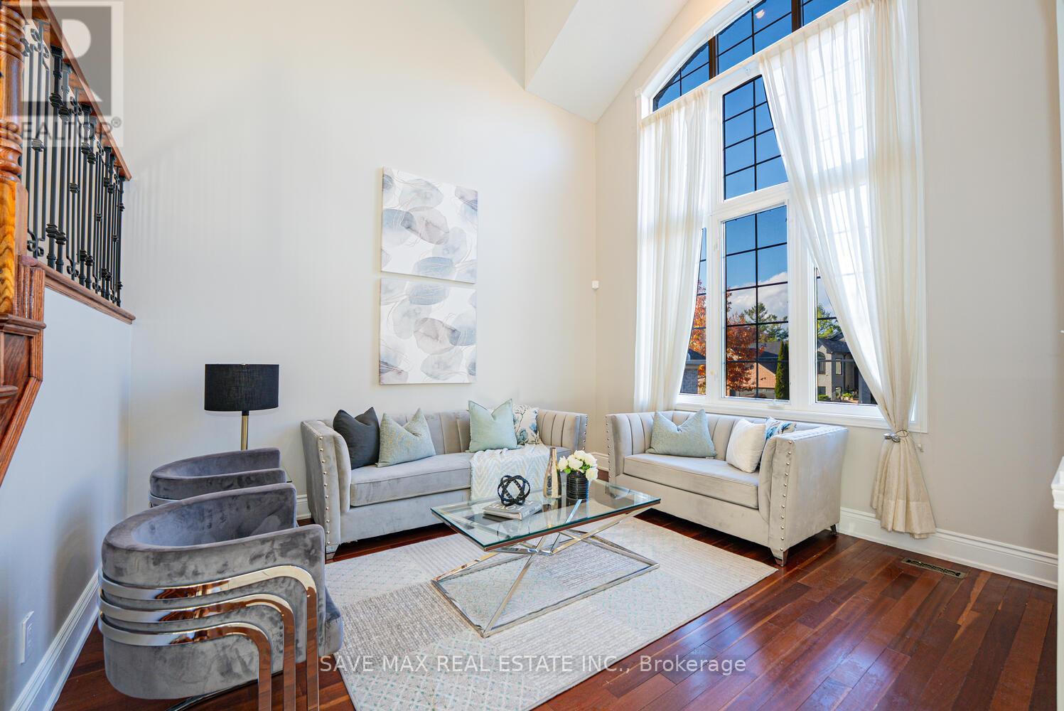 35 Woodcrest Court, Kitchener, Ontario  N2P 2K2 - Photo 6 - X12518422