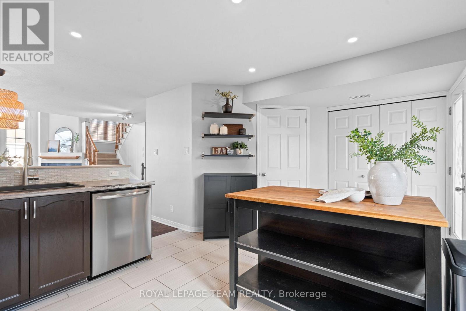 95 - 1512 Walkley Road, Ottawa, Ontario K1V 2G7 - Photo 11 - X12517516