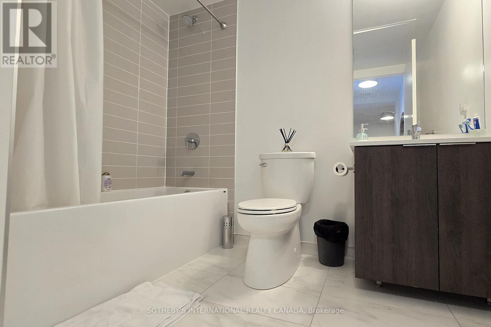 2503 - 357 King Street W, Toronto, Ontario  M5V 0S7 - Photo 3 - C12518462