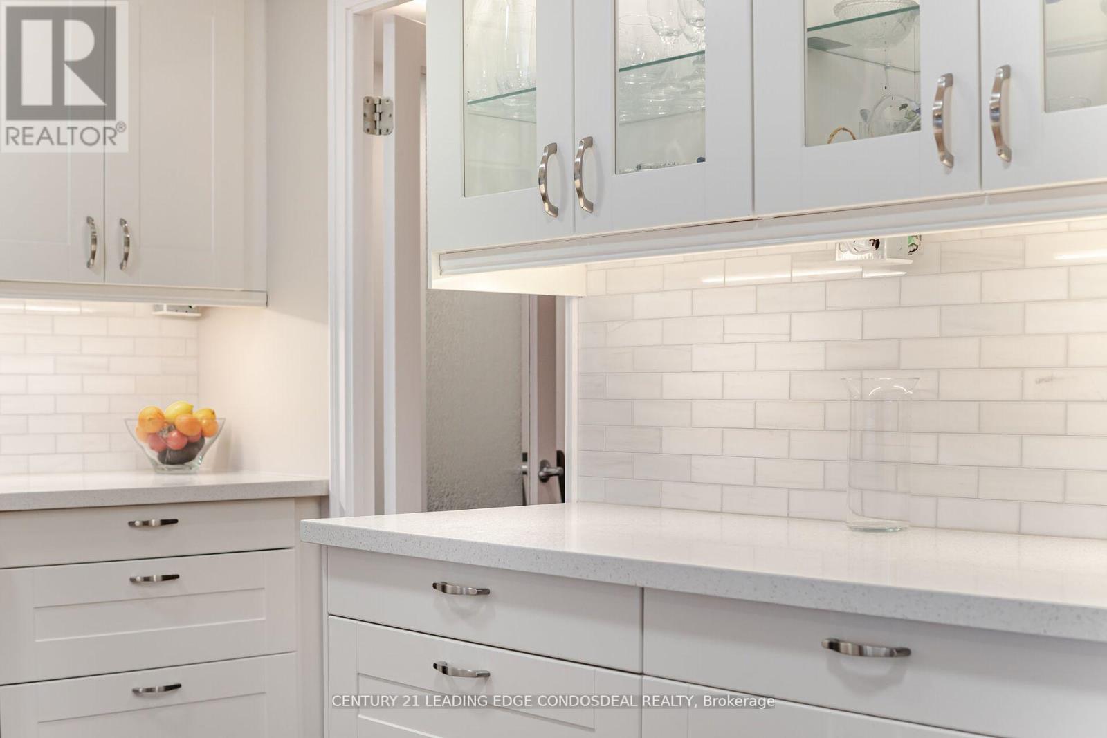 2106 - 33 University Avenue, Toronto, Ontario  M5J 2S7 - Photo 17 - C12518530