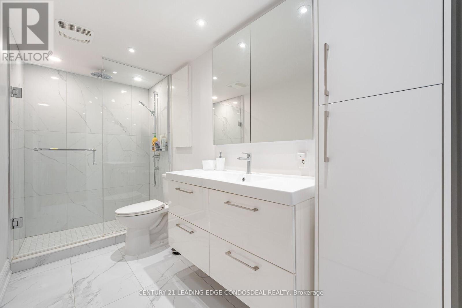 2106 - 33 University Avenue, Toronto, Ontario  M5J 2S7 - Photo 34 - C12518530