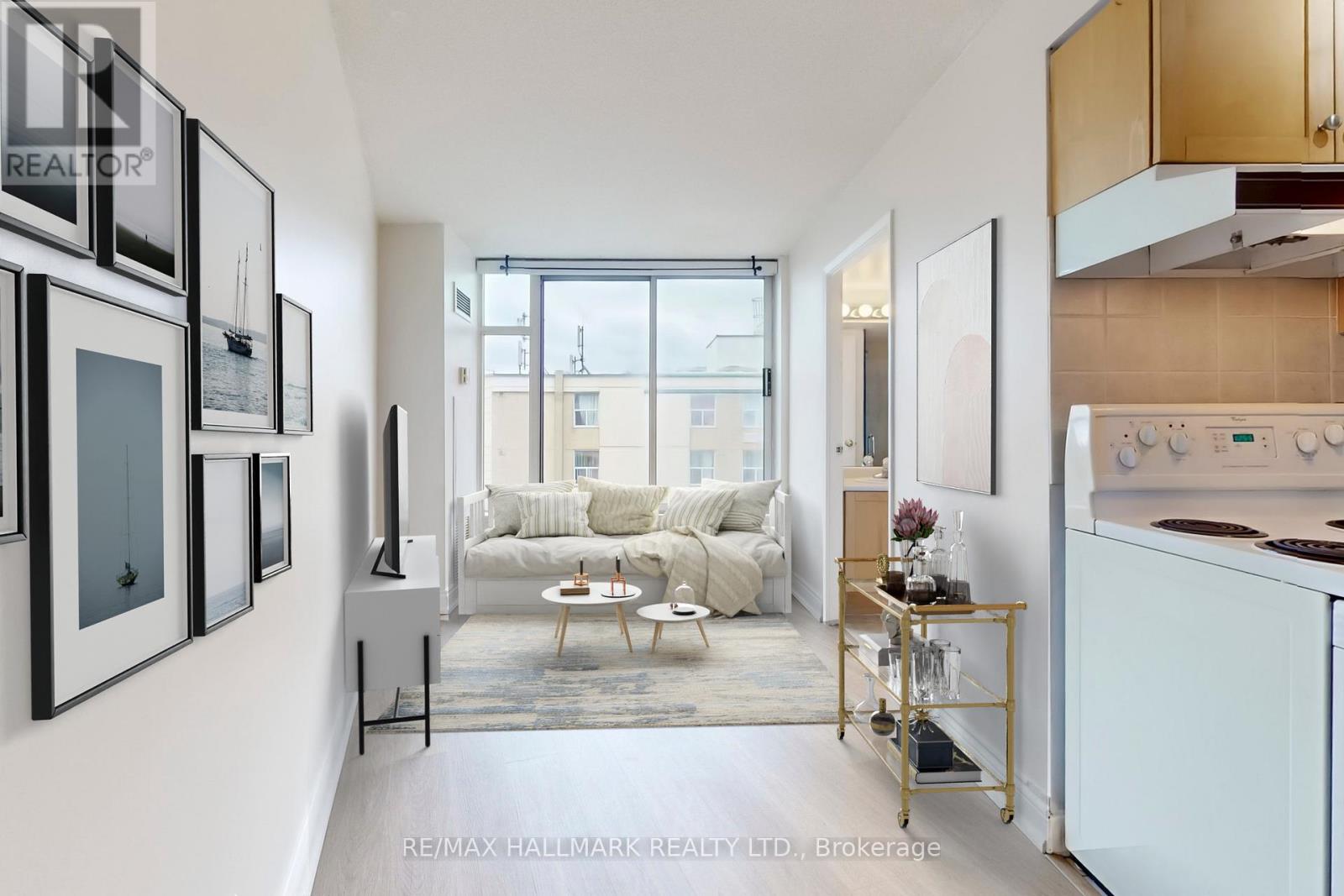 1121 - 650 QUEENS QUAY W, Toronto, Ontario