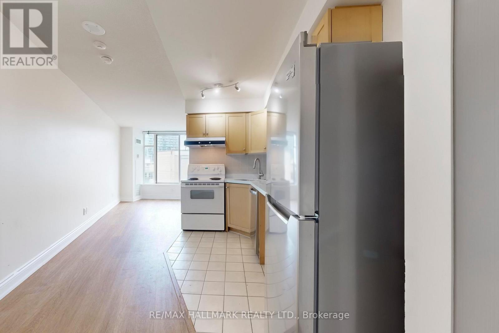 1121 - 650 Queens Quay W, Toronto (Waterfront Communities), Ontario  M5V 3N2 - Photo 19 - C12518604