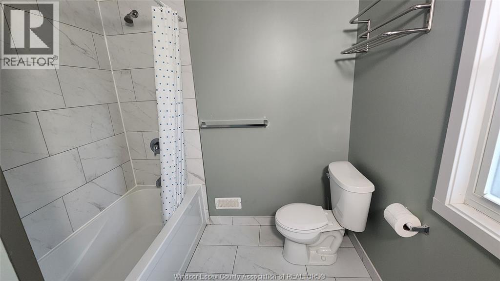 1585 Church, Windsor, Ontario N8X 1V4 - Photo 9 - 25027865