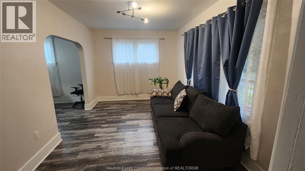 1585 Church, Windsor, Ontario N8X 1V4 - Photo 2 - 25027865