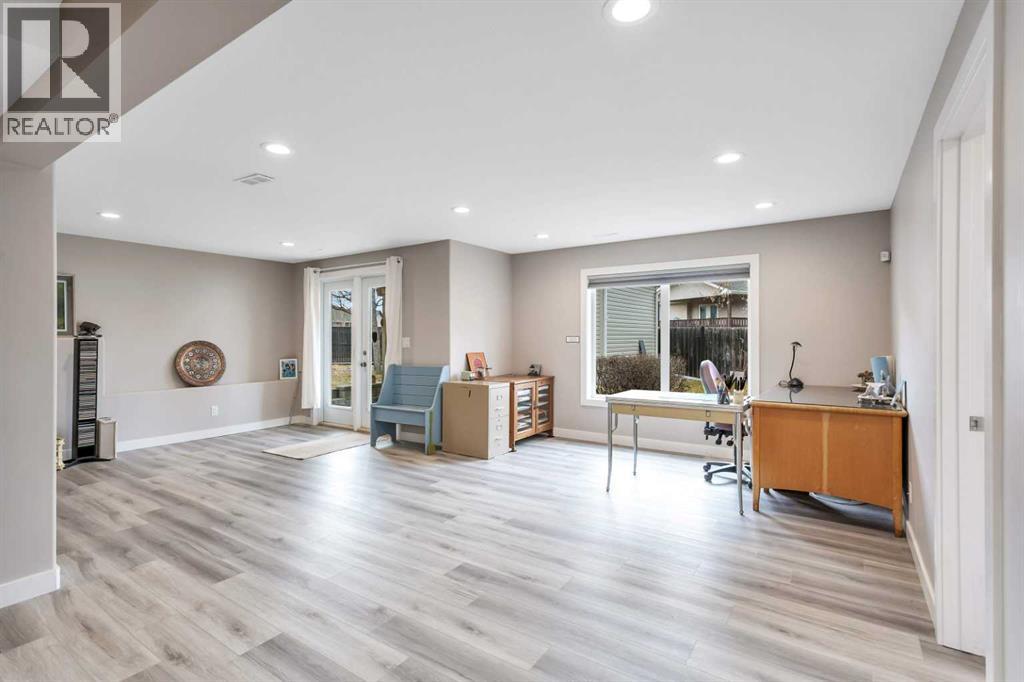 68 Falcon Crescent, Sylvan Lake, Alberta  T4S 2H3 - Photo 24 - A2268932