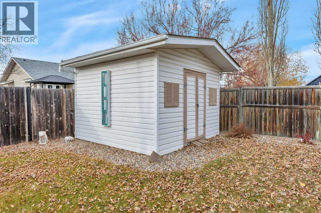 68 Falcon Crescent, Sylvan Lake, Alberta  T4S 2H3 - Photo 36 - A2268932